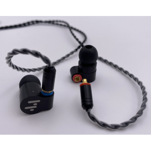 Écouteurs intra-auriculaires haute résolution avec câble détachable